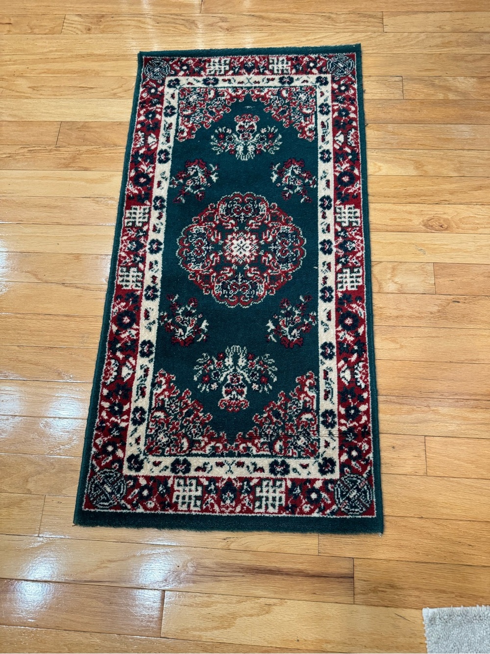 2 ft by 4 ft wool runner